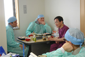 Academic exchange with doctors from overseas