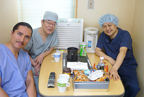 Academic exchange with doctors from overseas