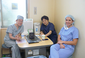 Academic exchange with doctors from overseas